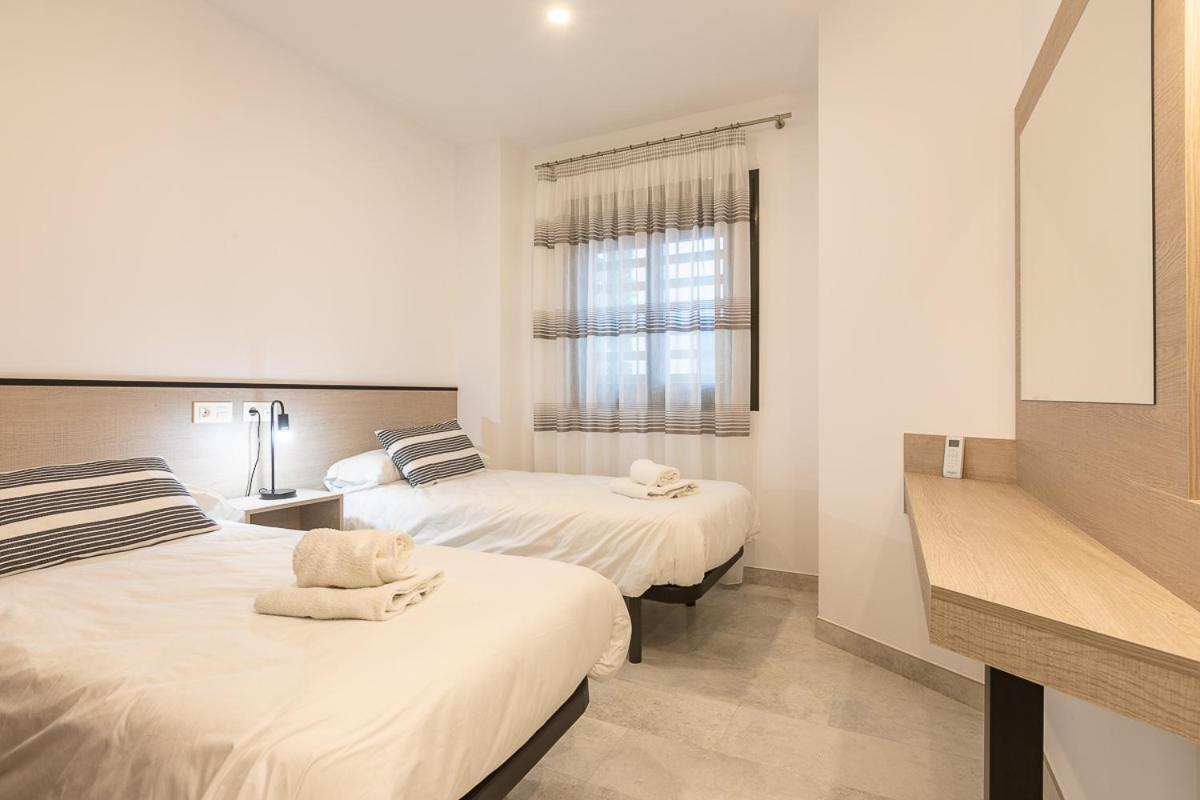 Apartamentos Guerrero 3 Torre Del Mar Luaran gambar