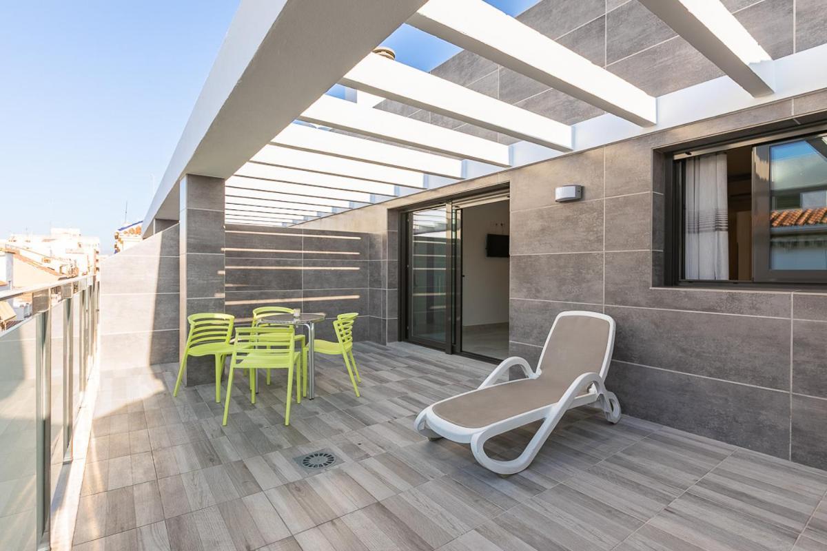 Apartamentos Guerrero 3 Torre Del Mar Luaran gambar