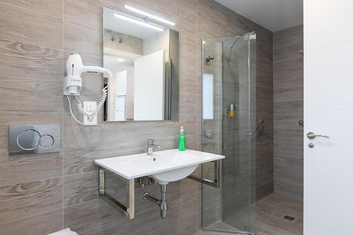 Apartamentos Guerrero 3 Torre Del Mar Luaran gambar