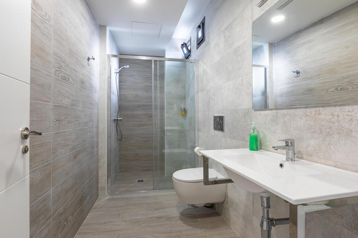 Apartamentos Guerrero 3 Torre Del Mar Luaran gambar